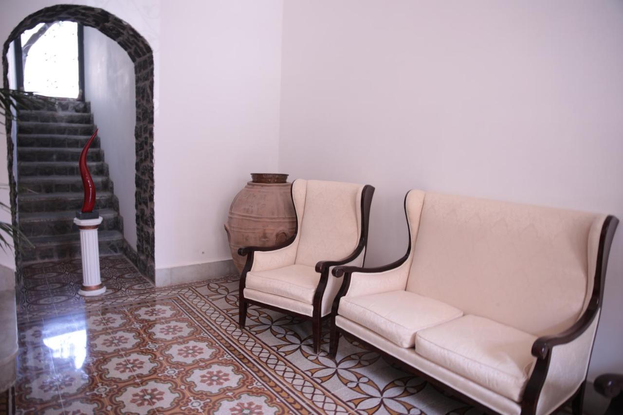 Palazzo Caracciolo Del Sole Terzigno Exterior foto